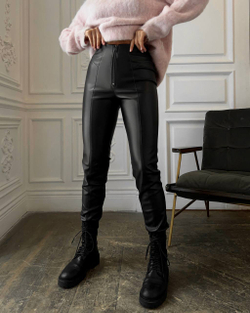 Брюки кожаные со стрелками утеплённые