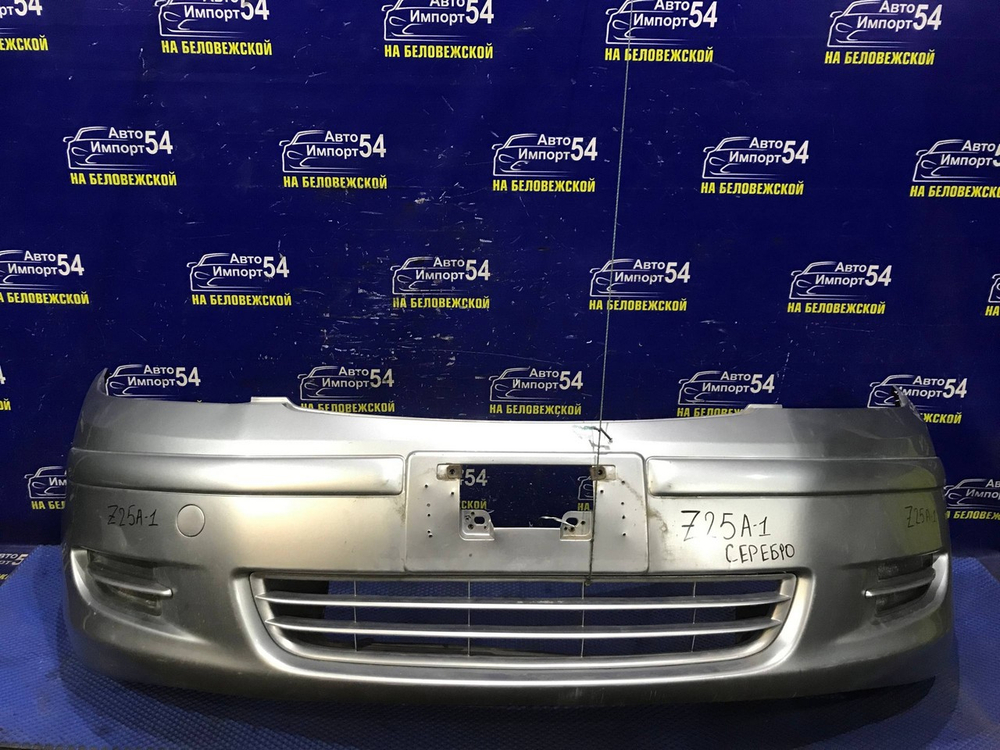 Бампер передний MITSUBISHI COLT 2003