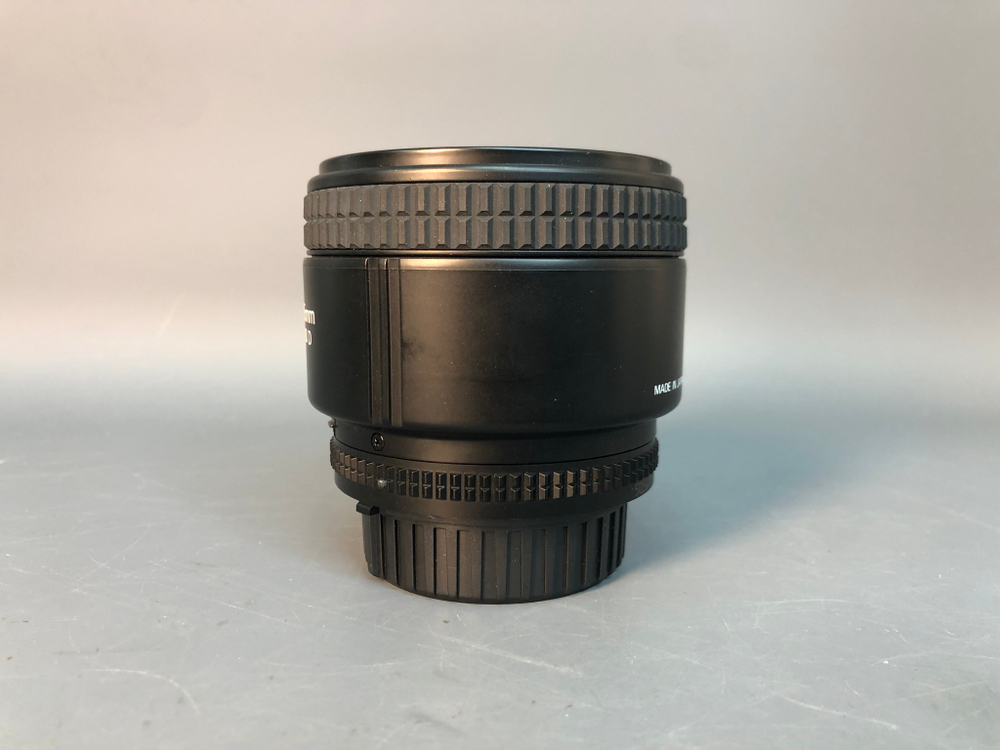 Nikon 85mm 1.8D AF Nikkor