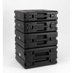 Компактный источник питания - накопитель мощностью до 15 кВт и емкостью до 12 Квт⋅ч