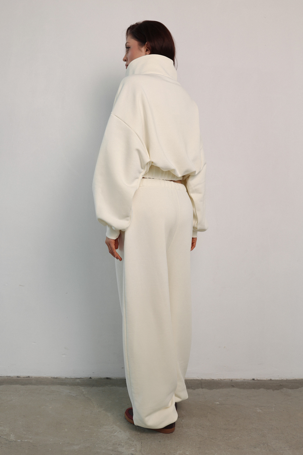 Брюки спорт кремовые