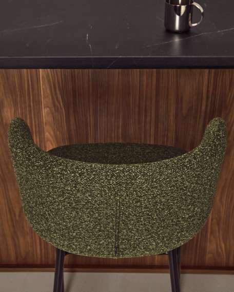 Барный стул Ciselia из темно-зеленого шенилла с ножками из черной стали