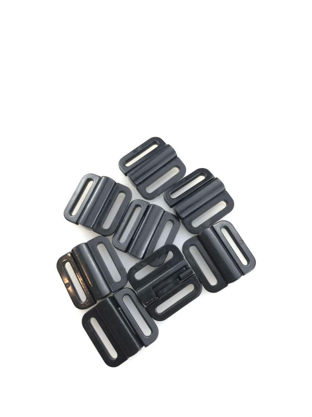 Застежка пластик черная 10 мм