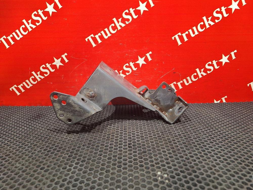 Кронштейн бачка ГУРа