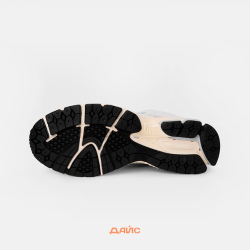 Кроссовки New Balance 2002R 