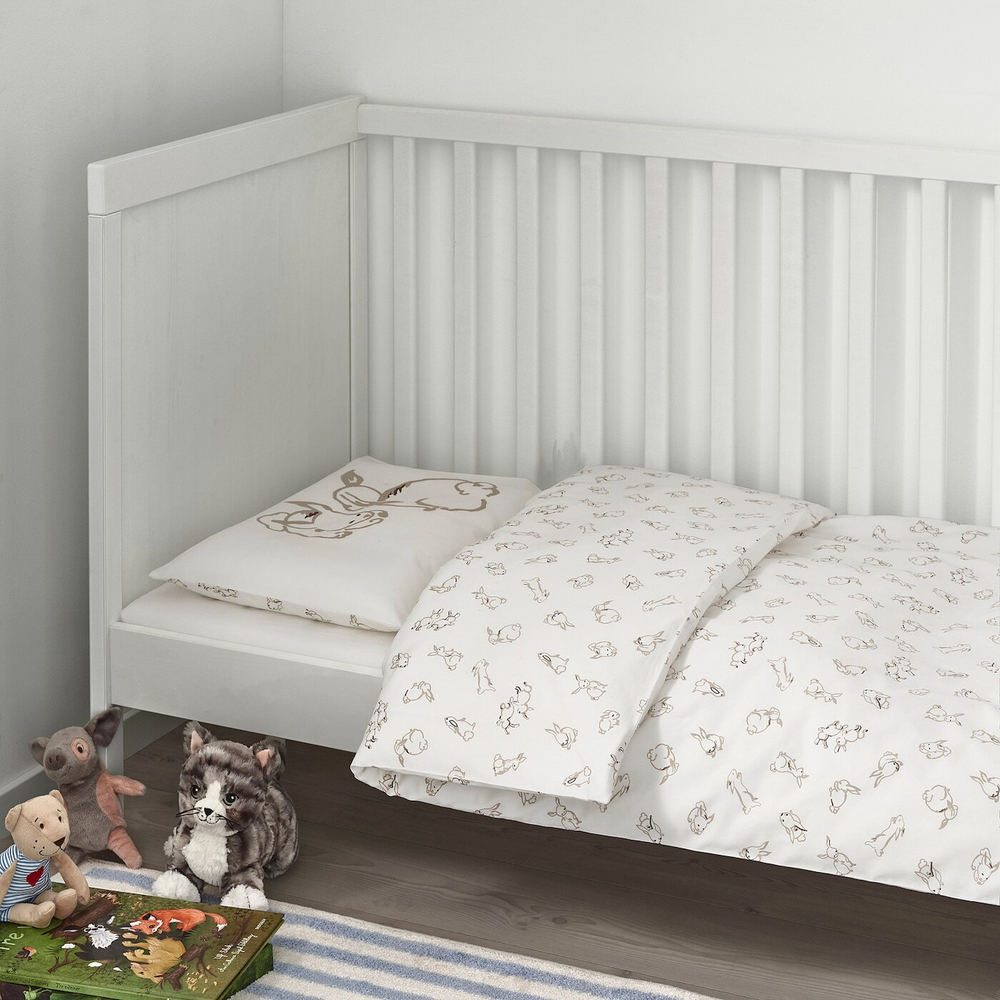 IKEA RÖDHAKE  (ИКЕА РÖДХАКЕ)  -  1 наволочка для детской кроватки, кролик/белый/бежевый, 110x125/35x55 см