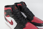 Кроссовки Nike Air Jordan 1 Bred Toe