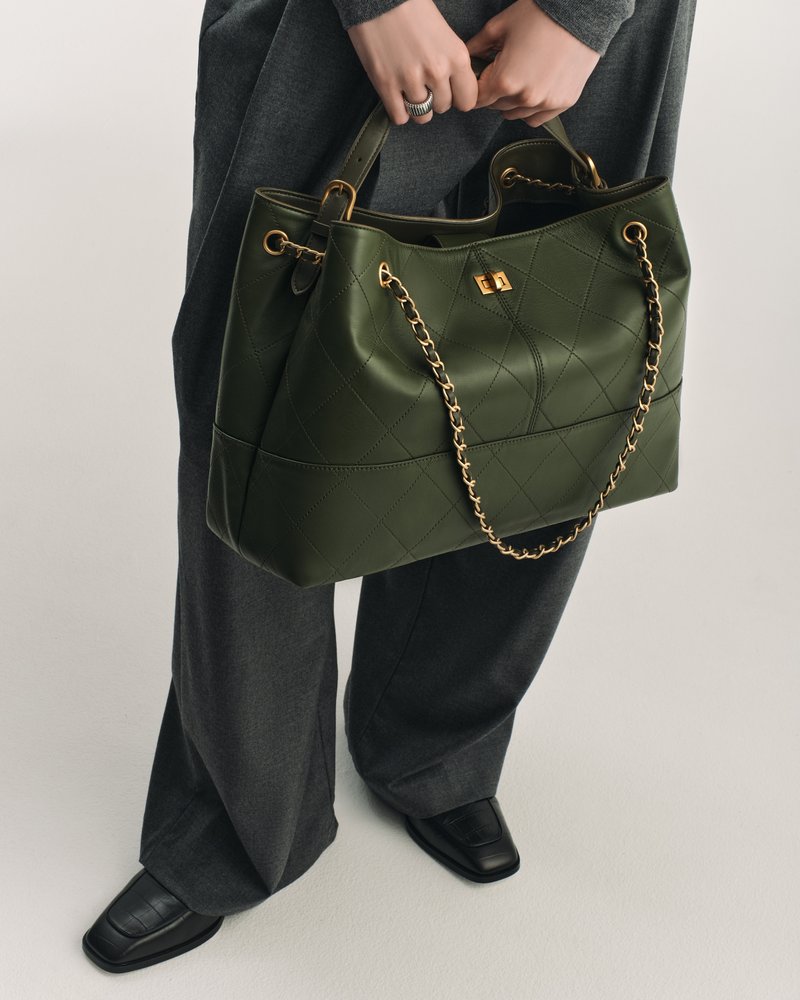 MAISON оливковый - небольшие дефекты кожи 27