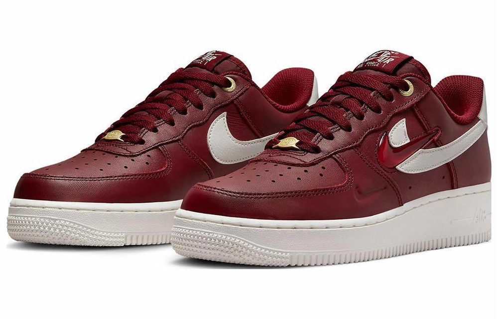 Кроссовки Nike Air Force 1 Low (Женская размерная сетка)