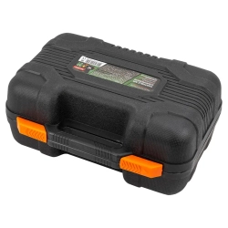 Компрессор автомобильный поршневой двухцилиндровый с аналоговым манометром и встроенным фонарем (12В, 20А, 65л/мин, 7бар) в пласт.кейсе RockFORCE RF-2014360