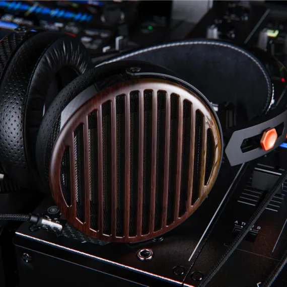 FiiO FT7 Black