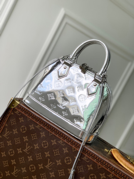 Louis Vuitton Alma BB