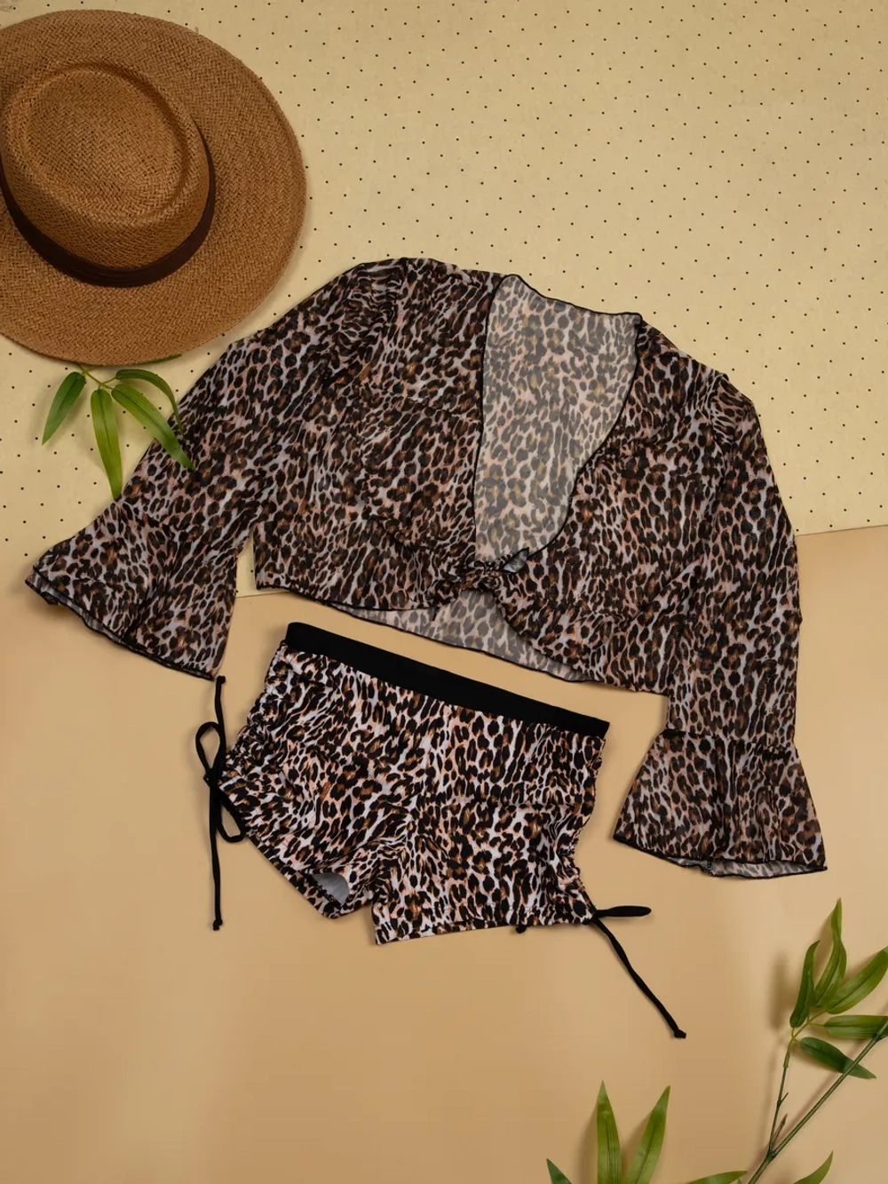 купальник раздельный 3 в 1 с шортами и топ накидка