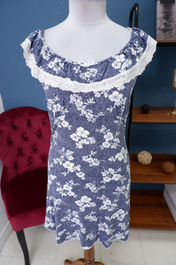 Платье летнее с кружевом 44-46 размер