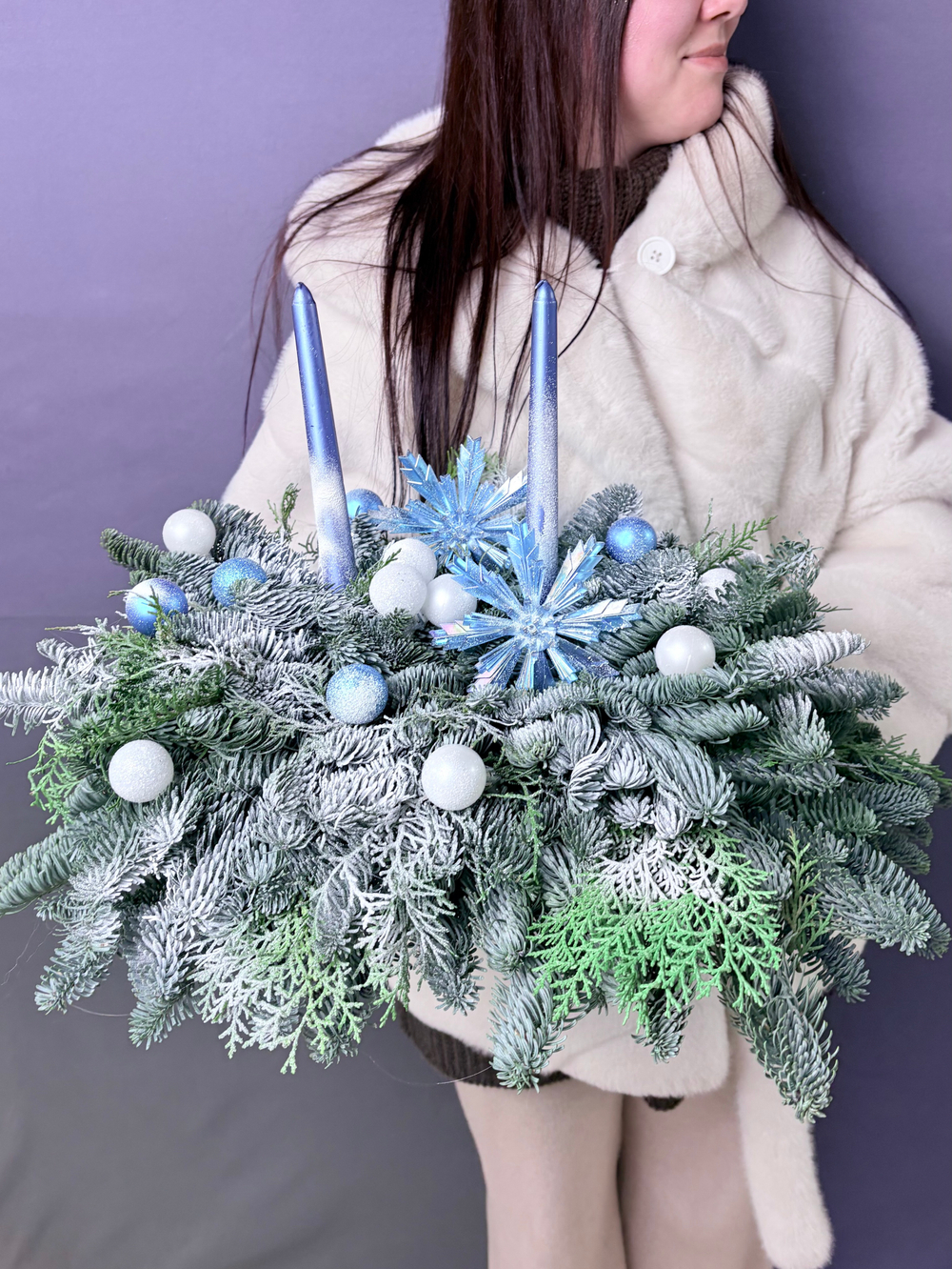 Новогодняя композиция «Синий иней»