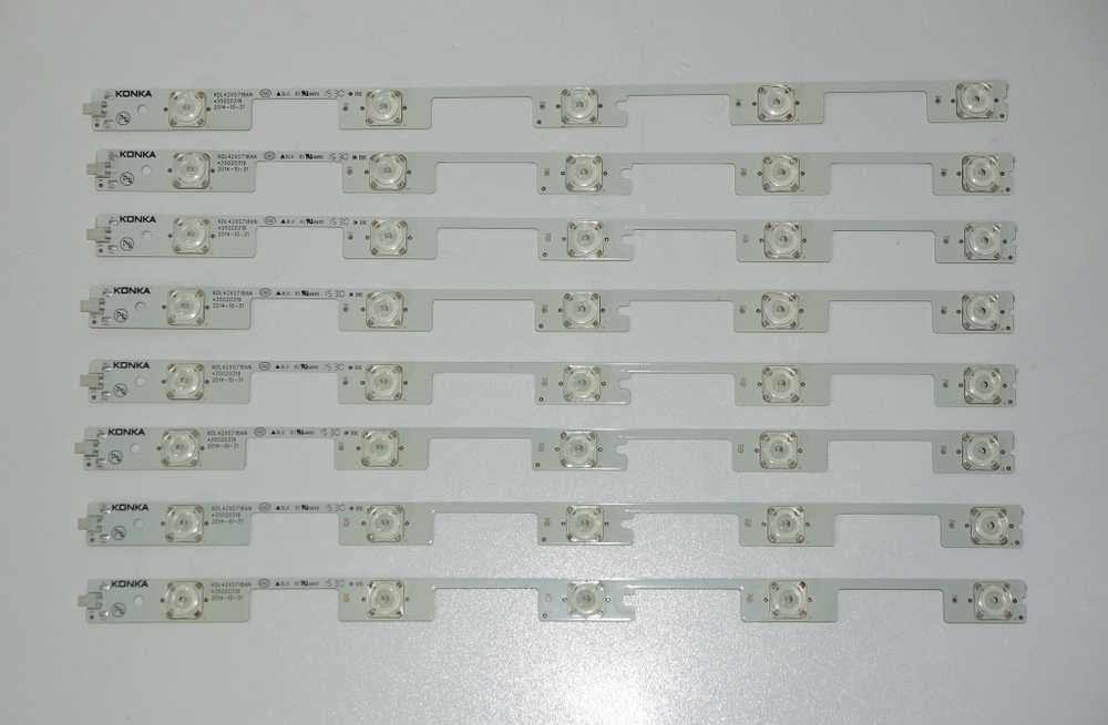 KDL42XS718AN 35020319 KONKA  комплект подсветки из 8шт.