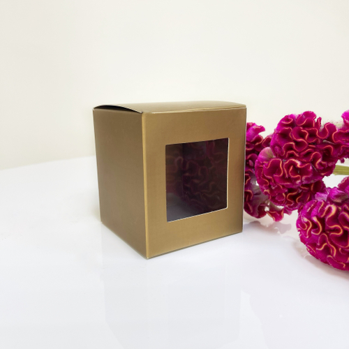 Коробка универсальная с окошком размер 90*80*80 золотая