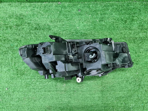 Фара левая BMW 3er G20 (2018-2022) LED