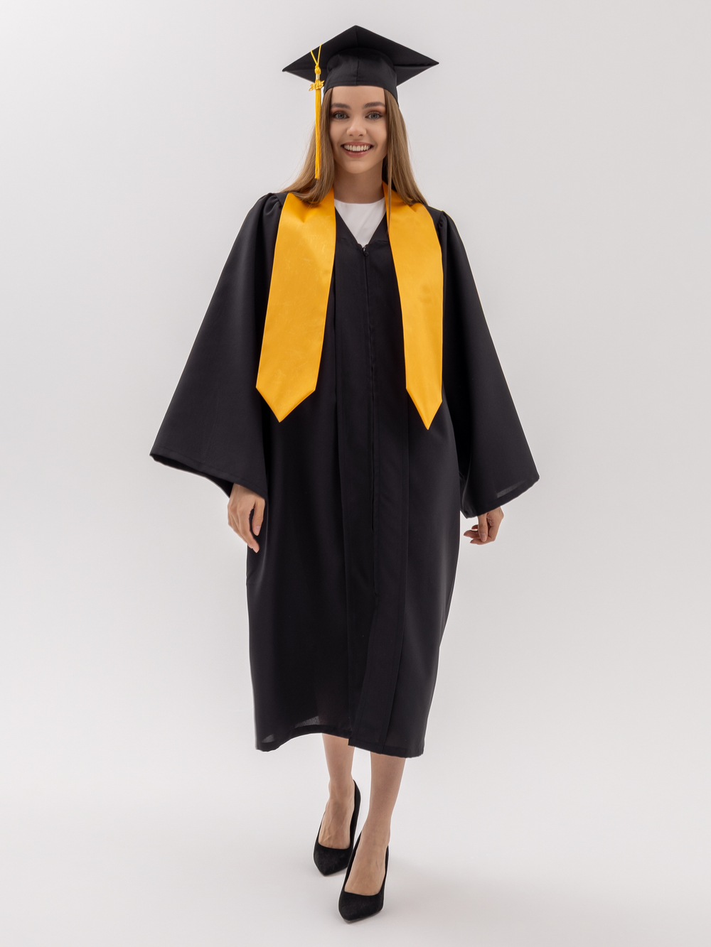 Комплект выпускника черный стандарт с галстуком (золото)