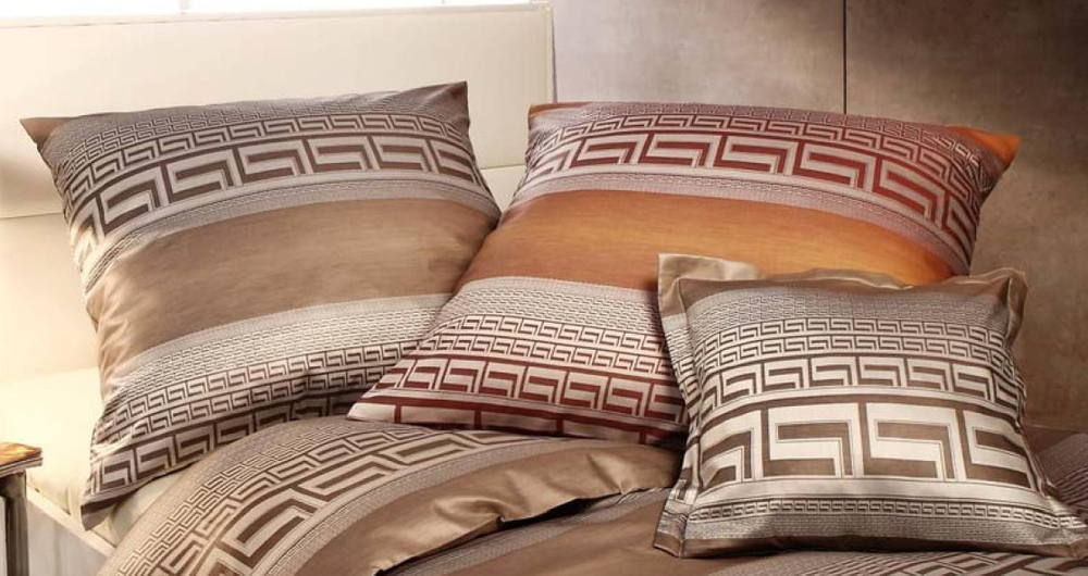 Наволочка 50x70 Elegante Metropolis золотая Германия