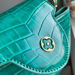 Louis Vuitton Capucines BB