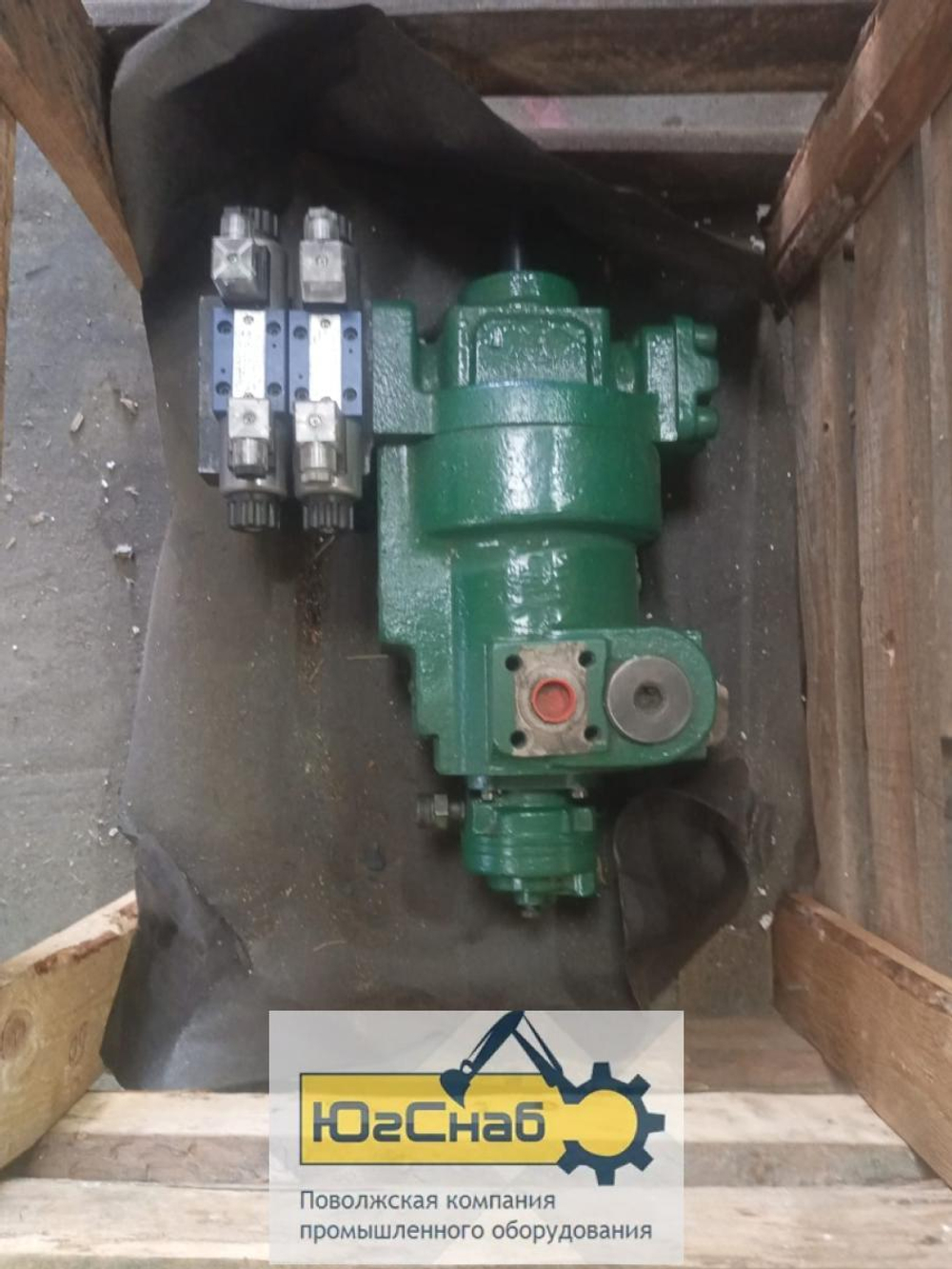 Насос аксиально-поршневой регулируемый НАР74М-224/32