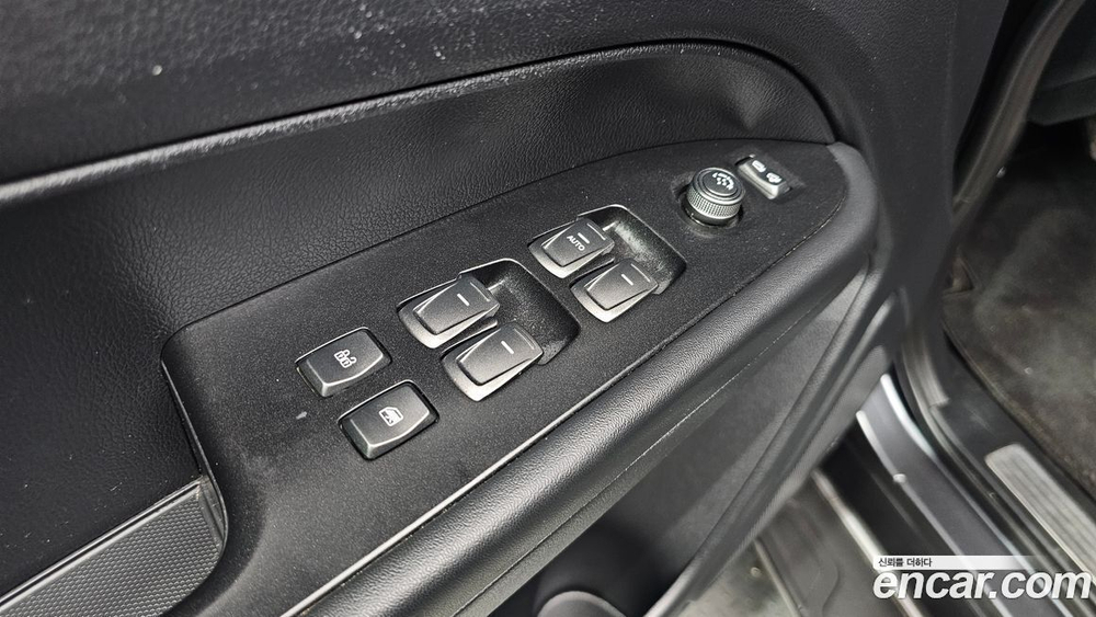 KG Mobility (Ssangyong) Rexton Sports KHAN Дизель 2.2 4WD (08.2020)