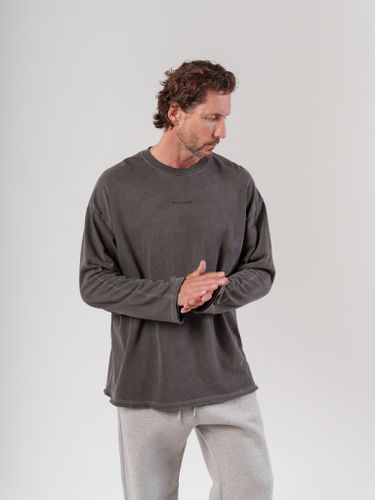 Графитовый лонгслив с необработанным краем