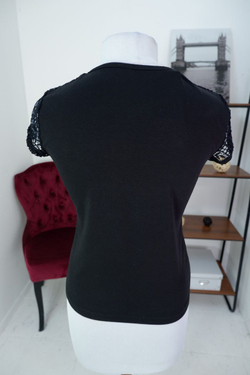 Блузка с кружевной отделкой 44 размер