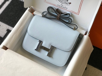 Hermes Constance 18/ 24