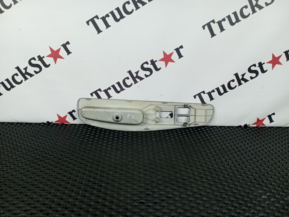 Накладка двери 2022г.