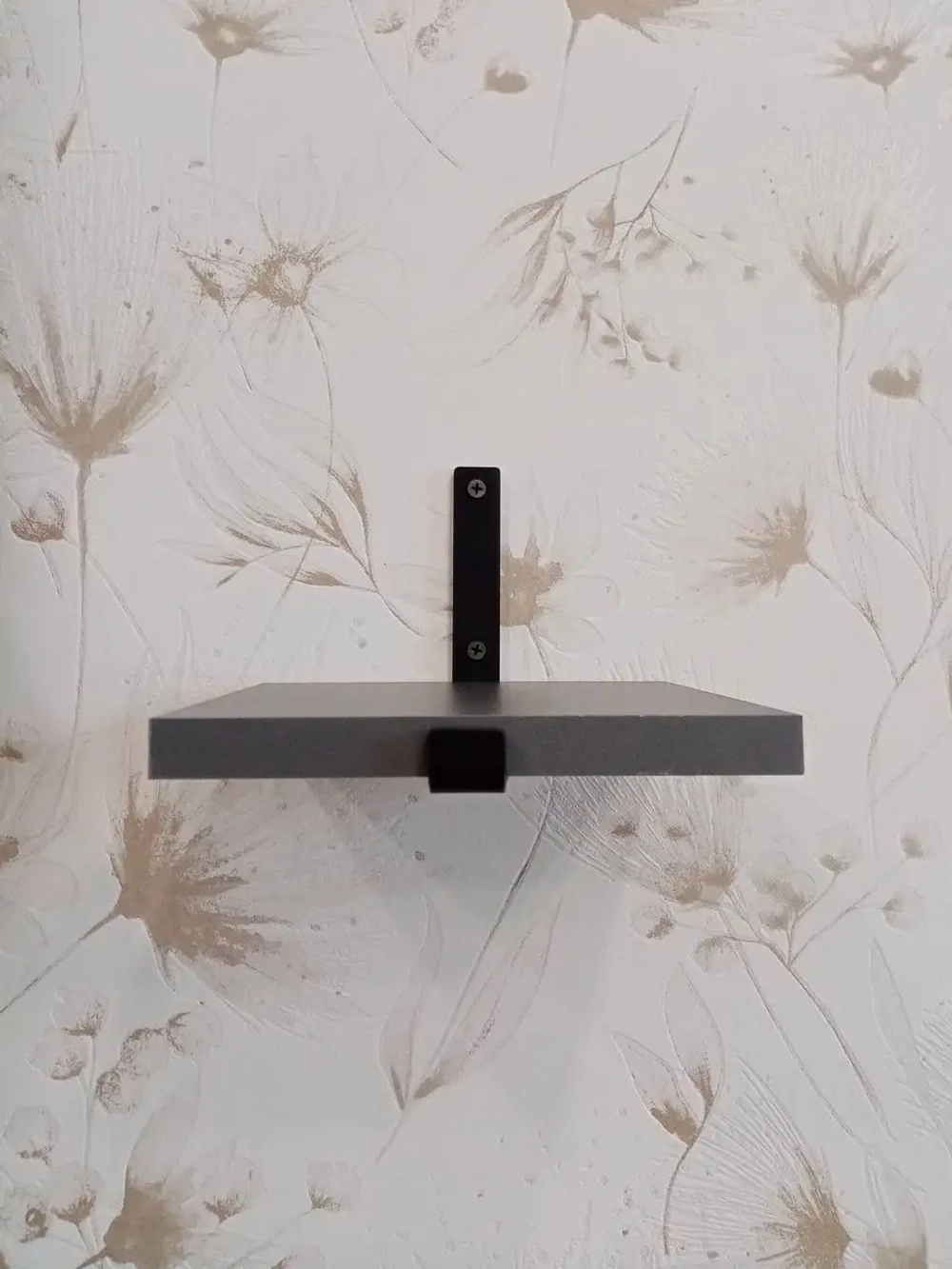 Полка настенная лофт маленькая на кронштейне