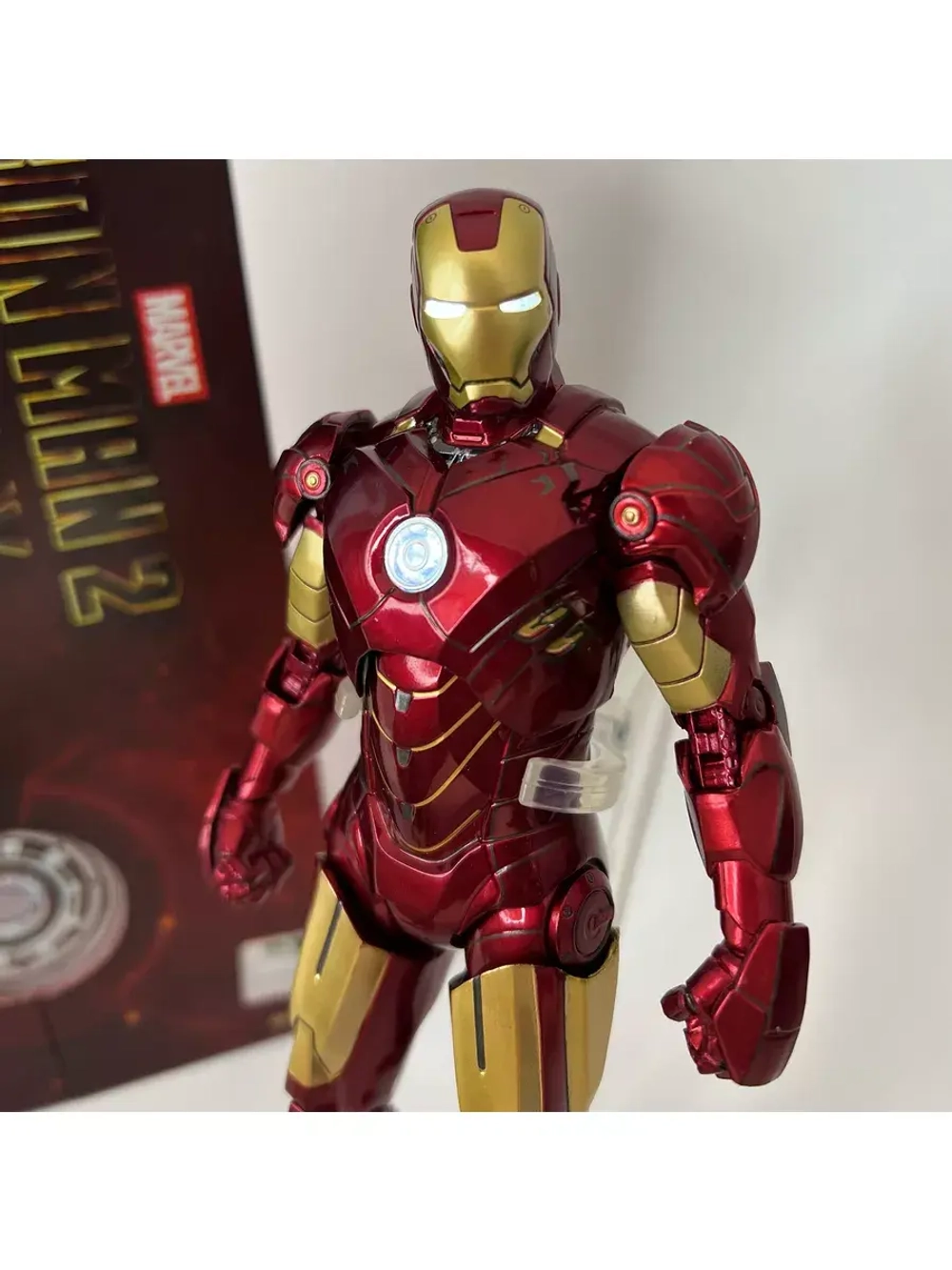 Фигурка Железный человек Marvel ZD Toys 1907-04 Mark 4 свет