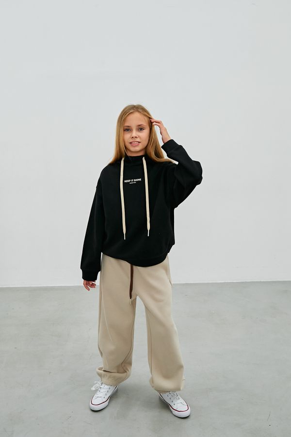 Худи уни DELORAS 22381