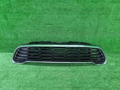 Решетка радиатора Mini Countryman R60 (10-16) JCW
