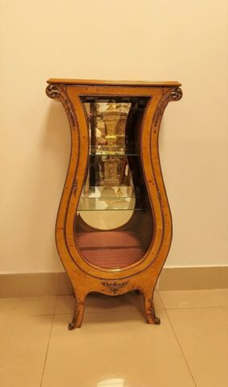 Винтаж: Витрина в дворцовом стиле