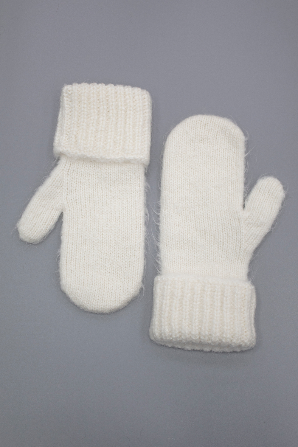 Варежки В203-02 экрю