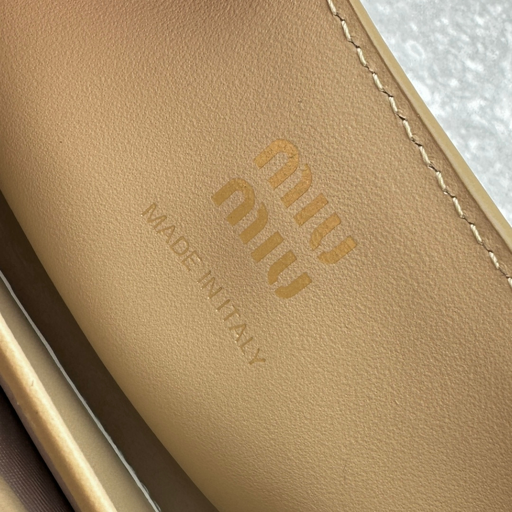 Miu Miu Wallet 10 cm