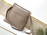 Louis Vuitton Maida Hobo