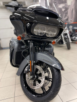 Road Glide Limited 114 Harley-Davidson - Gauntlet Gray Metallic (Black Finish)