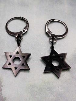 Серьги кольца с подвеской "Звезда Давида" Цена за пару.