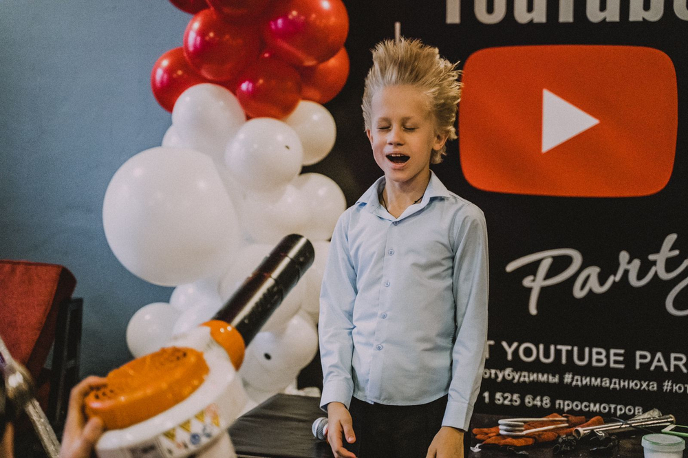 YouTube Party