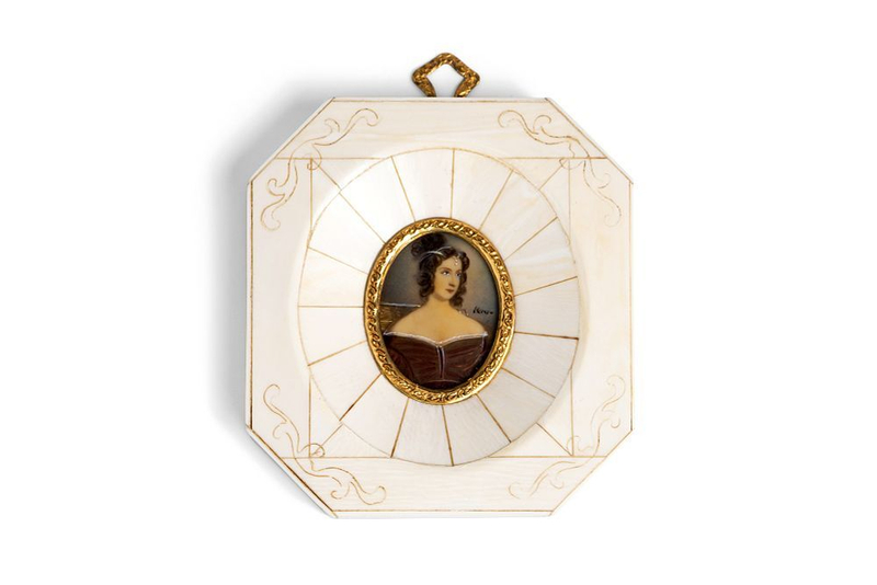 Портретная миниатюра «Портрет Антониетты Корнелии Веттерляйн» из Галереи красавиц в Нимфенбургском дворце, вдохновенной работой Йозефа Карла Штилера