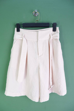 Шорты Sinsay свободного кроя, маркировка XS, визуально 42 размер