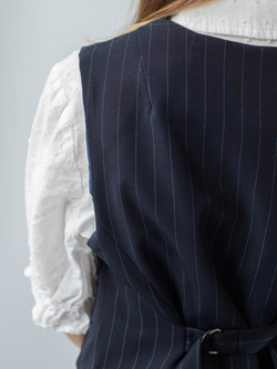 жилет школьный в полоску