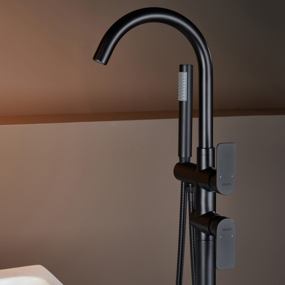 Смеситель для ванны Black&White напольный свободностоящий, черный матовый (UK8320B)