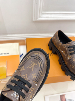 Louis Vuitton Checker Derby