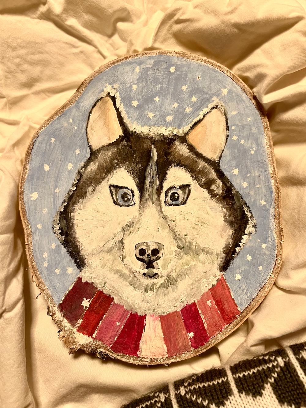 Картина маслом на спиле дерева "Новогодний хаски"