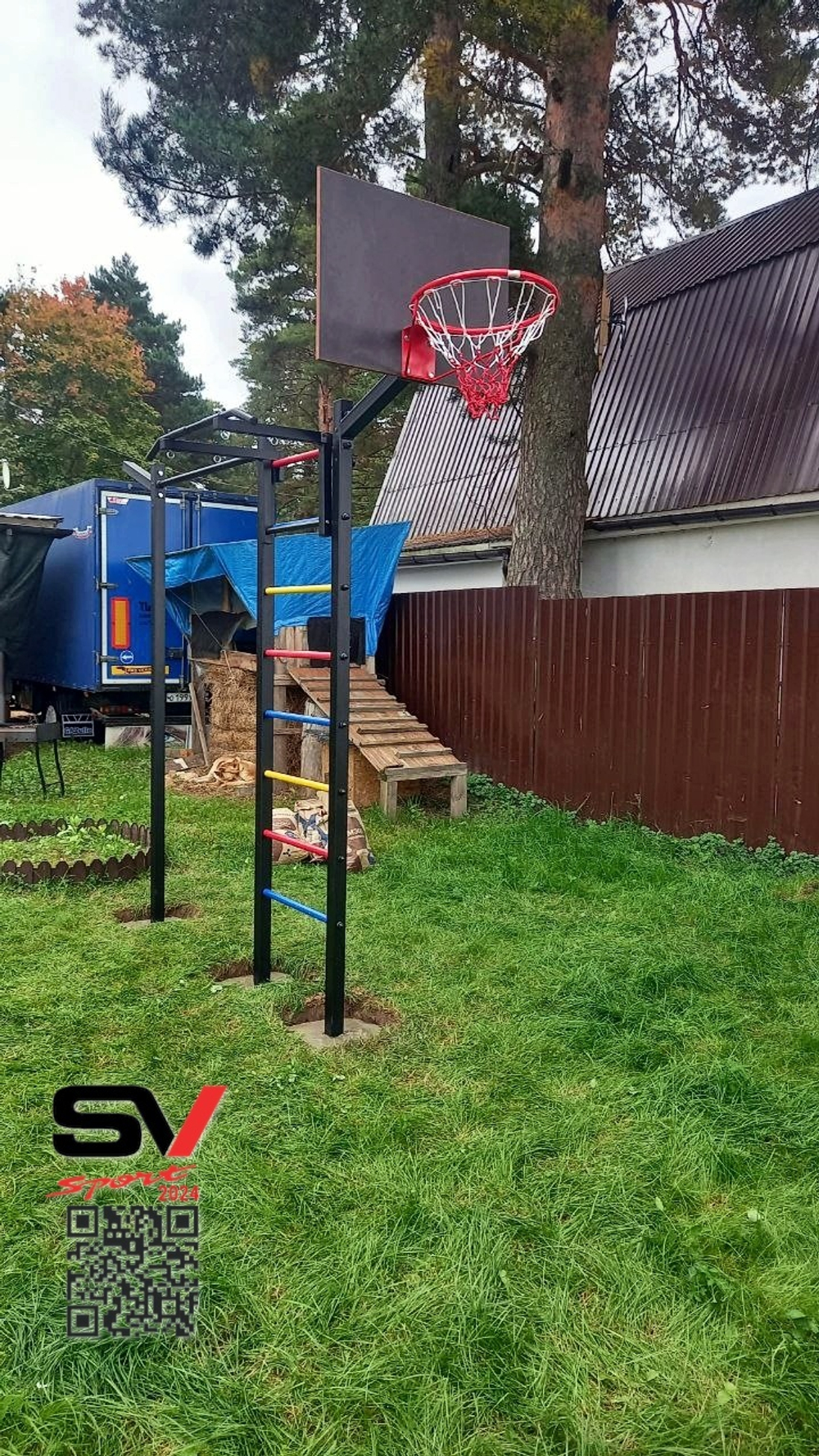 Монтаж уличной шведской стенки Sv Sport (3 вертикальных столба)