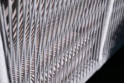 "Канны" диван 2-местный плетеный из роупа, каркас алюминий белый муар, роуп светло-серый круглый, ткань серая 017